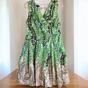 Talbots Womens Size 12 P Faux Wrap sleeveless Cotton Floral Cottagecore Dress